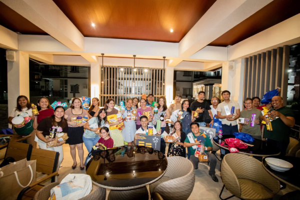 Mid-Autumn-Festival-01